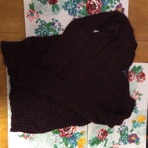 AE burgundy sweater size L